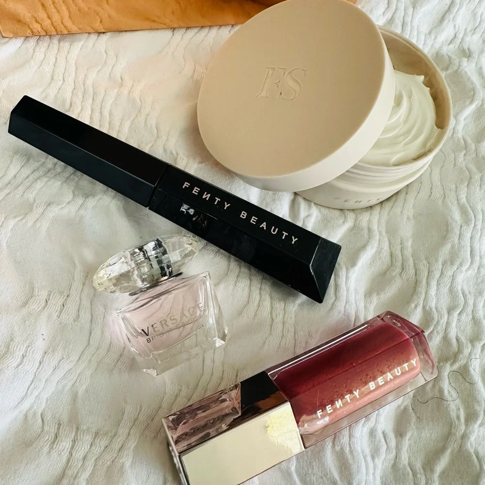 Fenty Beauty Bundle & Versace Crystal Fragrance Set - Picture 13 of 14